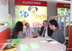 Clavet Perú mantuvo muchas reuniones con clientes en la feria.