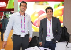 Bruno Tomaris comercial y Amichai Rozenfeld CEO de Pachamama Farms, exportadores de mango y paltas del Perú.