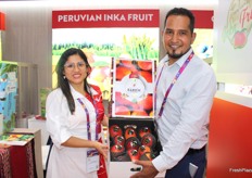 Mirian Robles gerente de exportaciones y Erick Lava gerente general de Peruvian Inka Fruit, diversificando mercado en Asia para el mango aéreo.