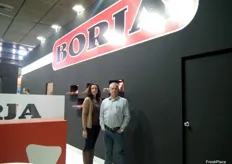 Vanessa Metais y Juan Borja representando a BORJA